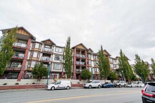 Photo 3: 132 5660 201A Street in Langley: Langley City Condo for sale : MLS®# R2502123