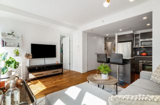 Photo 3: 703 988 RICHARDS Street in Vancouver: Yaletown Condo for sale (Vancouver West)  : MLS®# R2721086