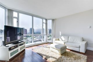 Photo 2: 904 140 E 14TH STREET in North Vancouver: Central Lonsdale Condo for sale : MLS®# R2270647