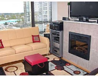Photo 3: 1504 4118 DAWSON Street in Burnaby: Brentwood Park Condo for sale (Burnaby North)  : MLS®# V706492