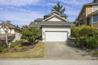 Photo 1: 2 PARKDALE Place in Port Moody: Heritage Mountain House for sale : MLS®# R2804897