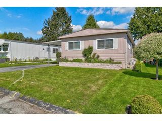 Photo 1: 251 1840 160 Street in Surrey: King George Corridor Manufactured Home for sale in "BREAKAWAY BAYS" (South Surrey White Rock)  : MLS®# R2574472