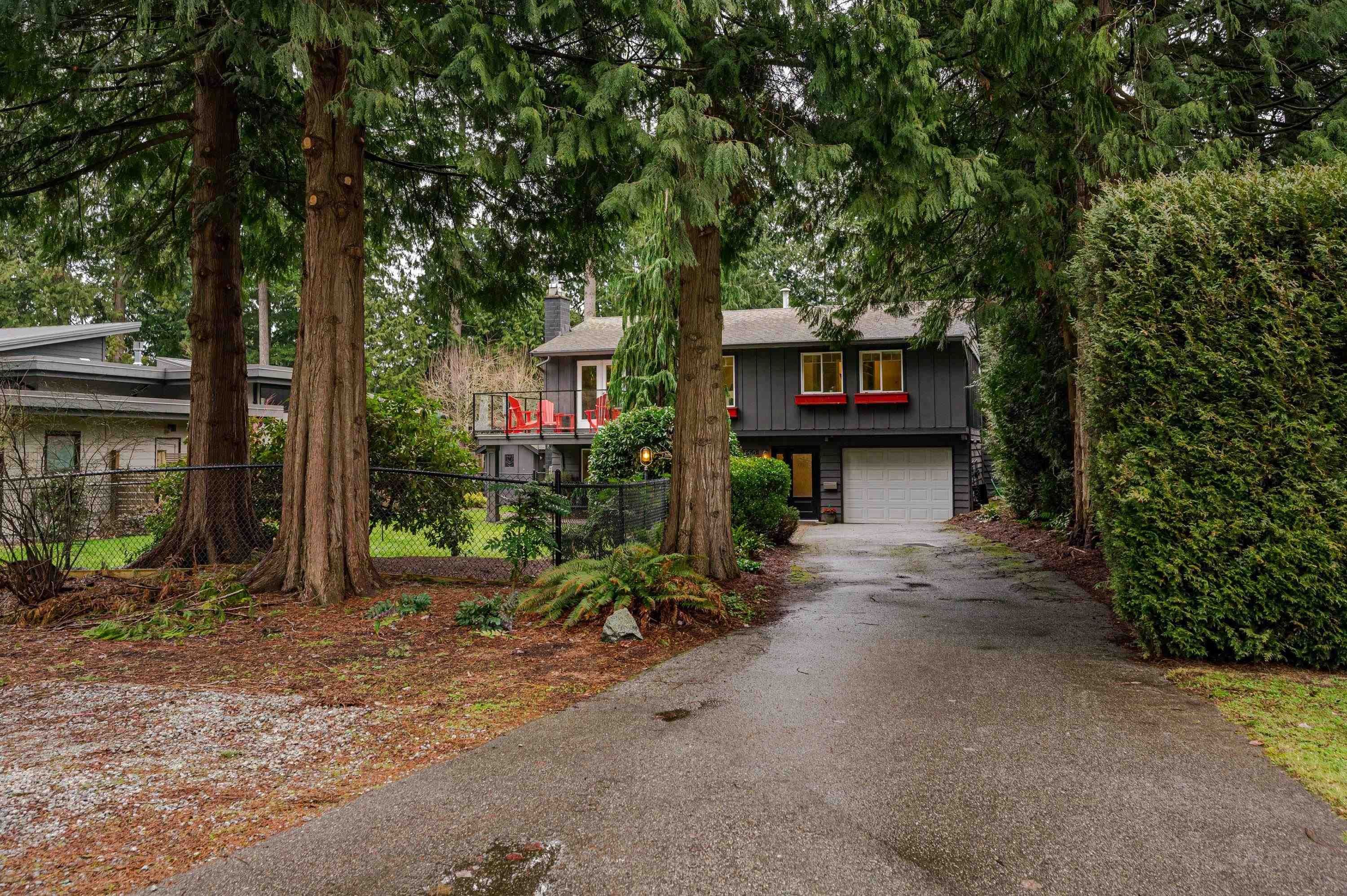 Main Photo: 4550 209A STREET in Langley: Langley City House for sale : MLS®# R2652076