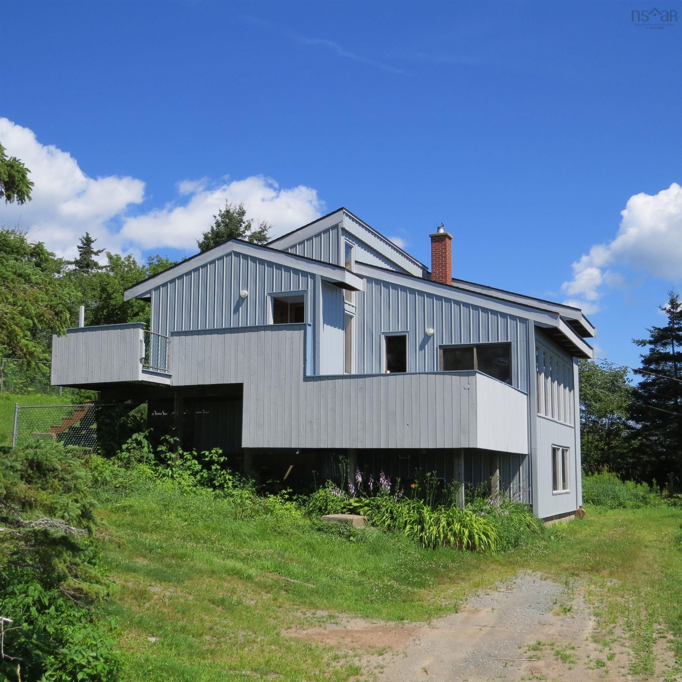 Main Photo: 149 Shore in West Chezzetcook: 31-Lawrencetown, Lake Echo, Port Residential for sale (Halifax-Dartmouth)  : MLS®# 202218759