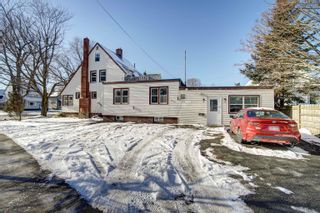 Photo 2: 3121 Agricola Street in Halifax: 3-Halifax North Multi-Family for sale (Halifax-Dartmouth)  : MLS®# 202301804