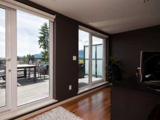 Photo 12: 217 W 17TH Street in North Vancouver: Central Lonsdale 1/2 Duplex for sale : MLS®# V1012147