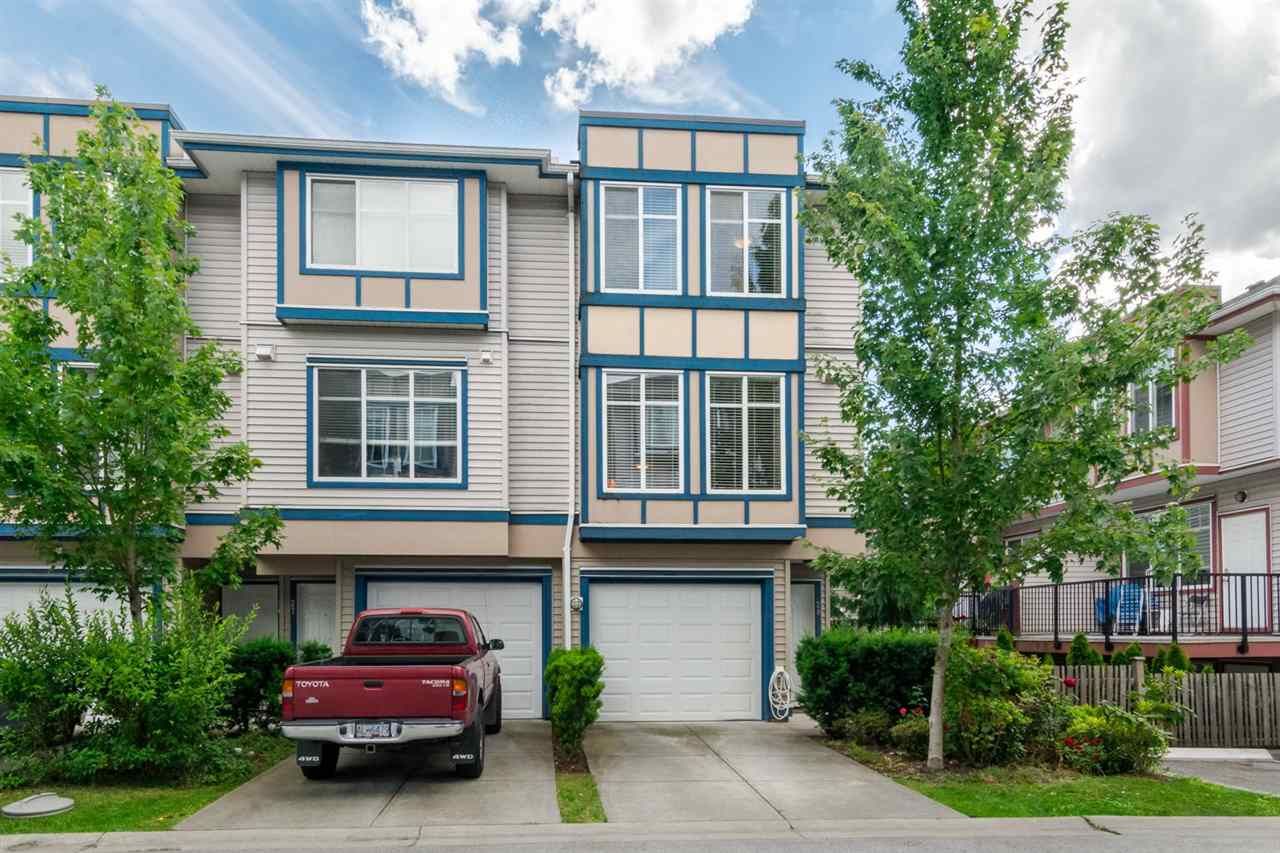 Main Photo: 28 13899 LAUREL Drive in Surrey: Whalley Townhouse for sale in "Emerald Gardens" (North Surrey)  : MLS®# R2465107