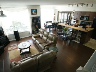 Photo 2: # 43 2200 PANORAMA DR in Port Moody: Heritage Woods PM Condo for sale in "QUEST" : MLS®# V909873