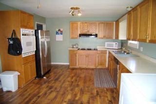 Photo 5: 551 Colyer Street in Beaverton: House (Bungalow-Raised) for sale (N24: BEAVERTON)  : MLS®# N1621265