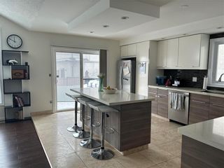 Photo 11: 41 Saphire Place in Winnipeg: Garden City Residential for sale (4F)  : MLS®# 202303989