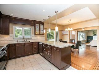 Photo 8: 1552 MARINE Crescent in Coquitlam: Harbour Place House for sale : MLS®# V1139955