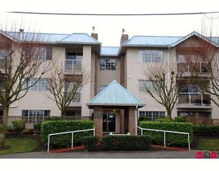 Main Photo: 303 15338 18TH Avenue in Surrey: King George Corridor Condo for sale in "Parkview Gardens" (South Surrey White Rock)  : MLS®# F2814709