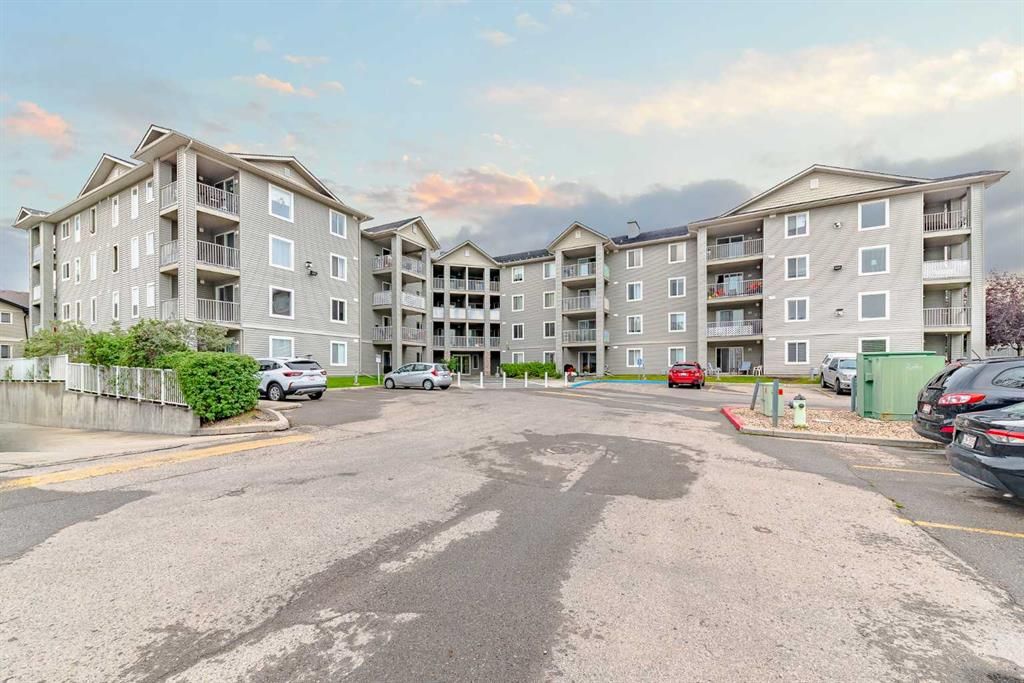 Main Photo: 1308 604 8 Street SW: Airdrie Apartment for sale : MLS®# A2068655