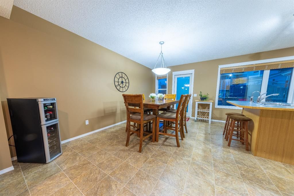Photo 11: Photos: 83 Tuscany Springs Way NW in Calgary: Tuscany Detached for sale : MLS®# A1195730