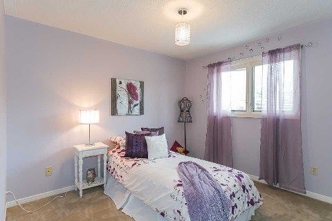 Photo 18: Photos: 15 Stargell Drive in Whitby: Pringle Creek House (2-Storey) for sale : MLS®# E2916203