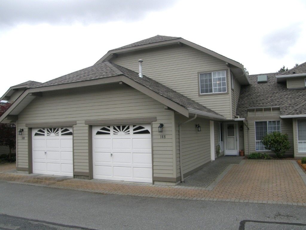 Main Photo: 148 16275 15 Avenue in Surrey: Townhouse for sale : MLS®# F1209049