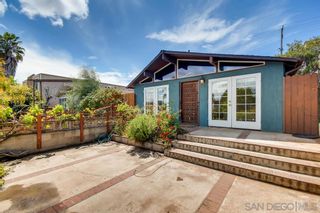 Photo 2: OCEAN BEACH House for sale : 3 bedrooms : 4261 Montalvo in San Diego