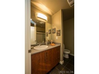 Photo 8: 405 611 Brookside Rd in VICTORIA: Co Latoria Condo for sale (Colwood)  : MLS®# 605928