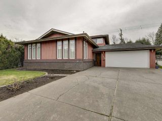 Photo 1: 31952 SATURNA Crescent in Abbotsford: Abbotsford West House for sale : MLS®# R2554983