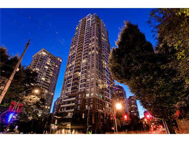 Main Photo: 1204 909 MAINLAND STREET in : Yaletown Condo for sale : MLS®# V967109