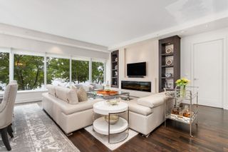 Photo 2: 202 181 ATHLETES Way in Vancouver: False Creek Condo for sale in "Canada House" (Vancouver West)  : MLS®# R2813274