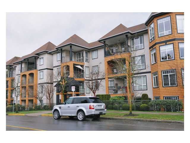 Main Photo: 412 12207 224TH Street in Maple Ridge: West Central Condo for sale in "THE EVERGREEN" : MLS®# V878346