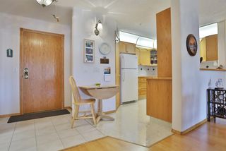 Photo 3: 226 728 Country Hills Road NW in Calgary: Country Hills Apartment for sale : MLS®# A1233737