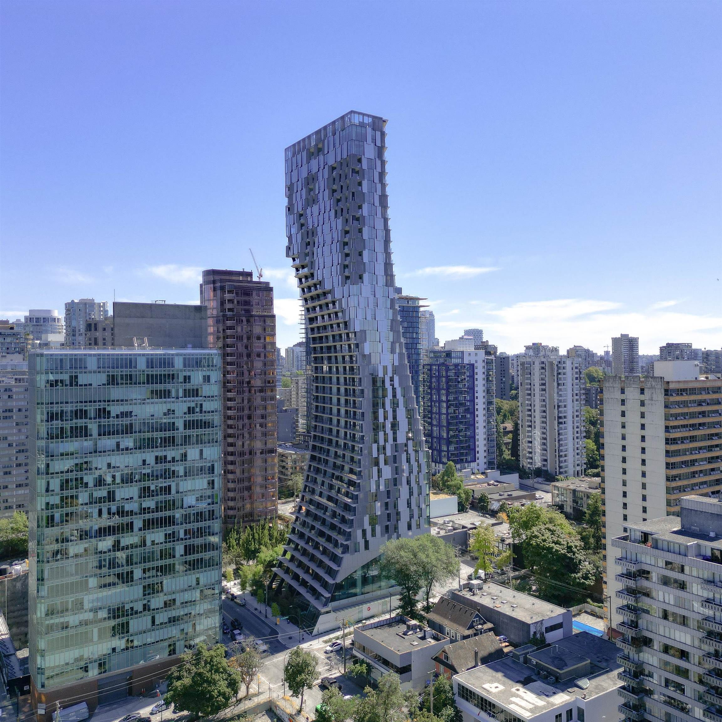 Main Photo: 804 1568 ALBERNI Street in Vancouver: West End VW Condo for sale in "Alberni by Kengo Kuma" (Vancouver West)  : MLS®# R2804297