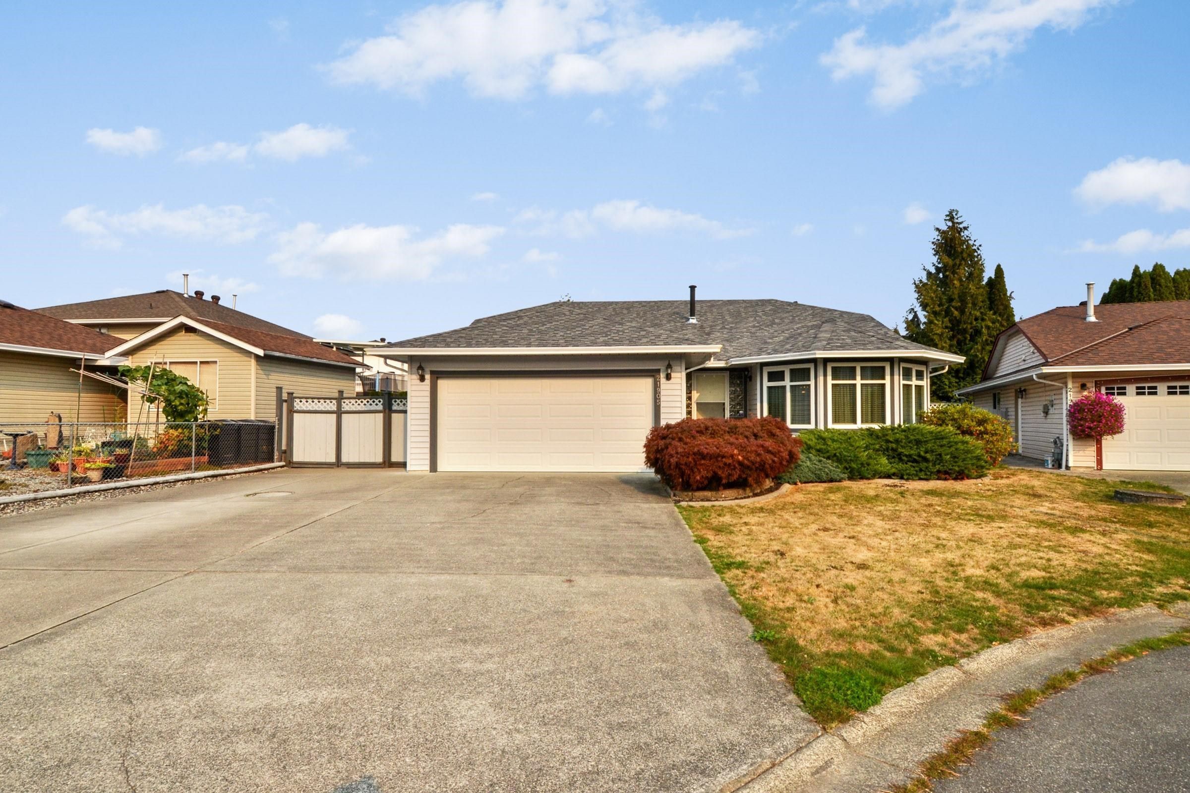Main Photo: 21905 HARKNESS Court in Maple Ridge: West Central House for sale : MLS®# R2747871