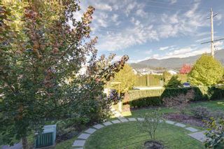 Photo 3: 11 1800 MAMQUAM Road in Squamish: Garibaldi Estates Townhouse for sale in "Virescence" : MLS®# R2315054