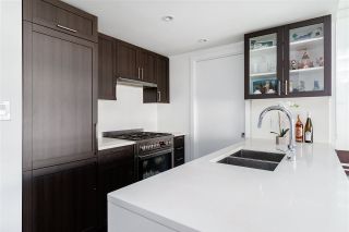 Photo 4: 1203 5665 BOUNDARY Road in Vancouver: Collingwood VE Condo for sale (Vancouver East)  : MLS®# R2413367
