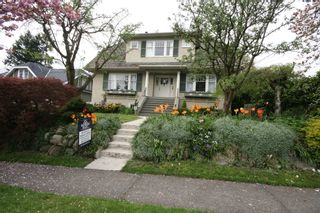 Photo 1: 3341 West 34th Avenue in Vancouver: Home for sale