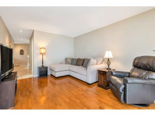 Photo 10: 6139 W BOUNDARY Drive in Surrey: Panorama Ridge Townhouse for sale in "LAKEWOOD GARDENS" : MLS®# R2452648