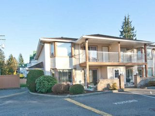 Photo 1: 11 2456 WARE Street in Abbotsford: Central Abbotsford Townhouse for sale in "Summerset Place" : MLS®# F1427121