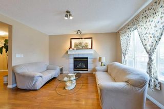 Photo 6: 29 Martha's Green NE in Calgary: Martindale Detached for sale : MLS®# A2114760