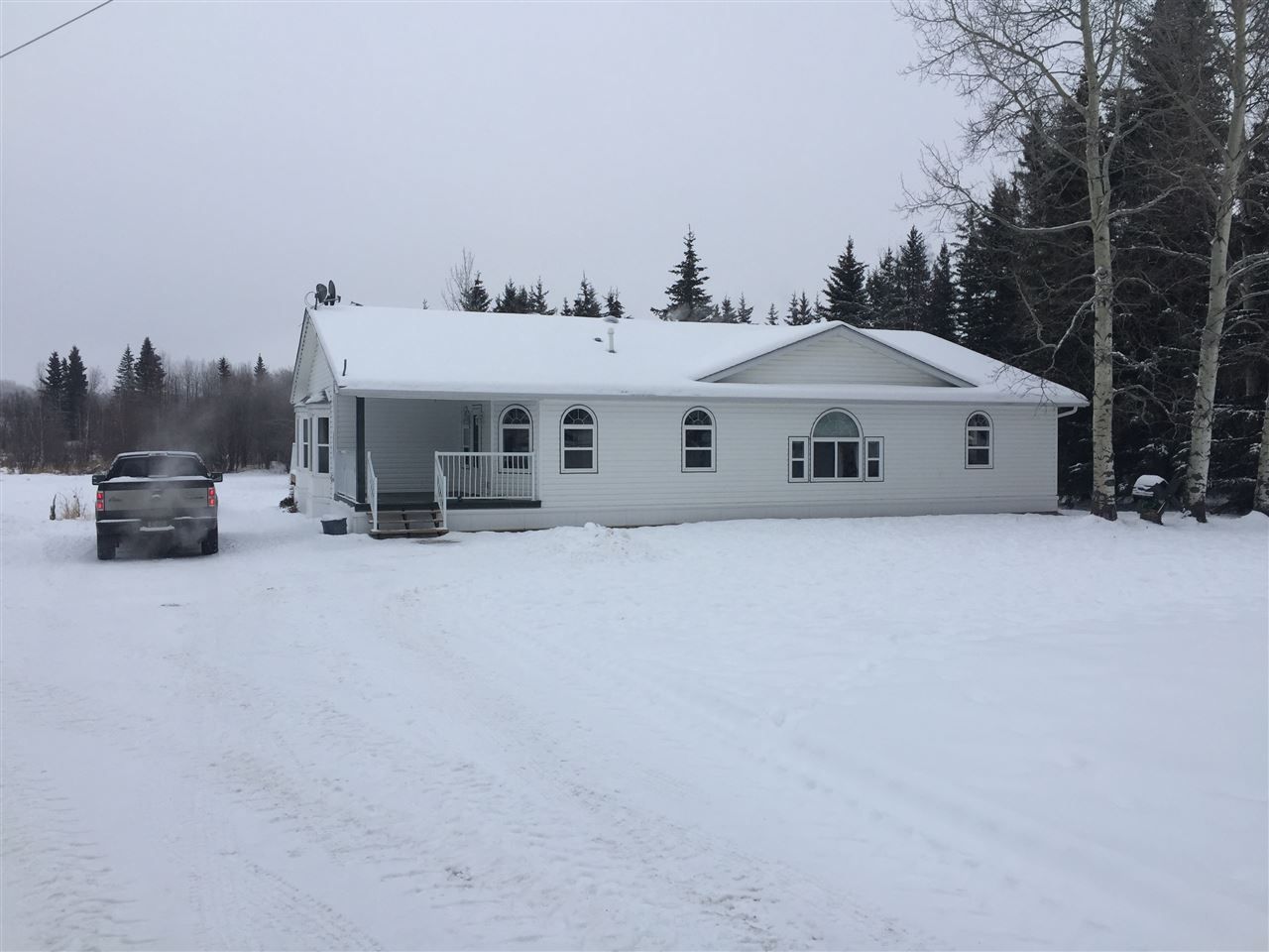Main Photo: 12811 FLEET Street in Charlie Lake: Lakeshore Manufactured Home for sale (Fort St. John (Zone 60))  : MLS®# R2027427