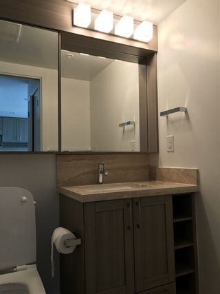 Photo 5: 310 5515 BOUNDARY Road in Vancouver: Collingwood VE Condo for sale in "WALL CENTRE" (Vancouver East)  : MLS®# R2169264