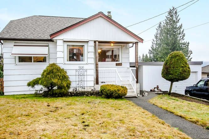 FEATURED LISTING: 316 DEVOY Street New Westminster