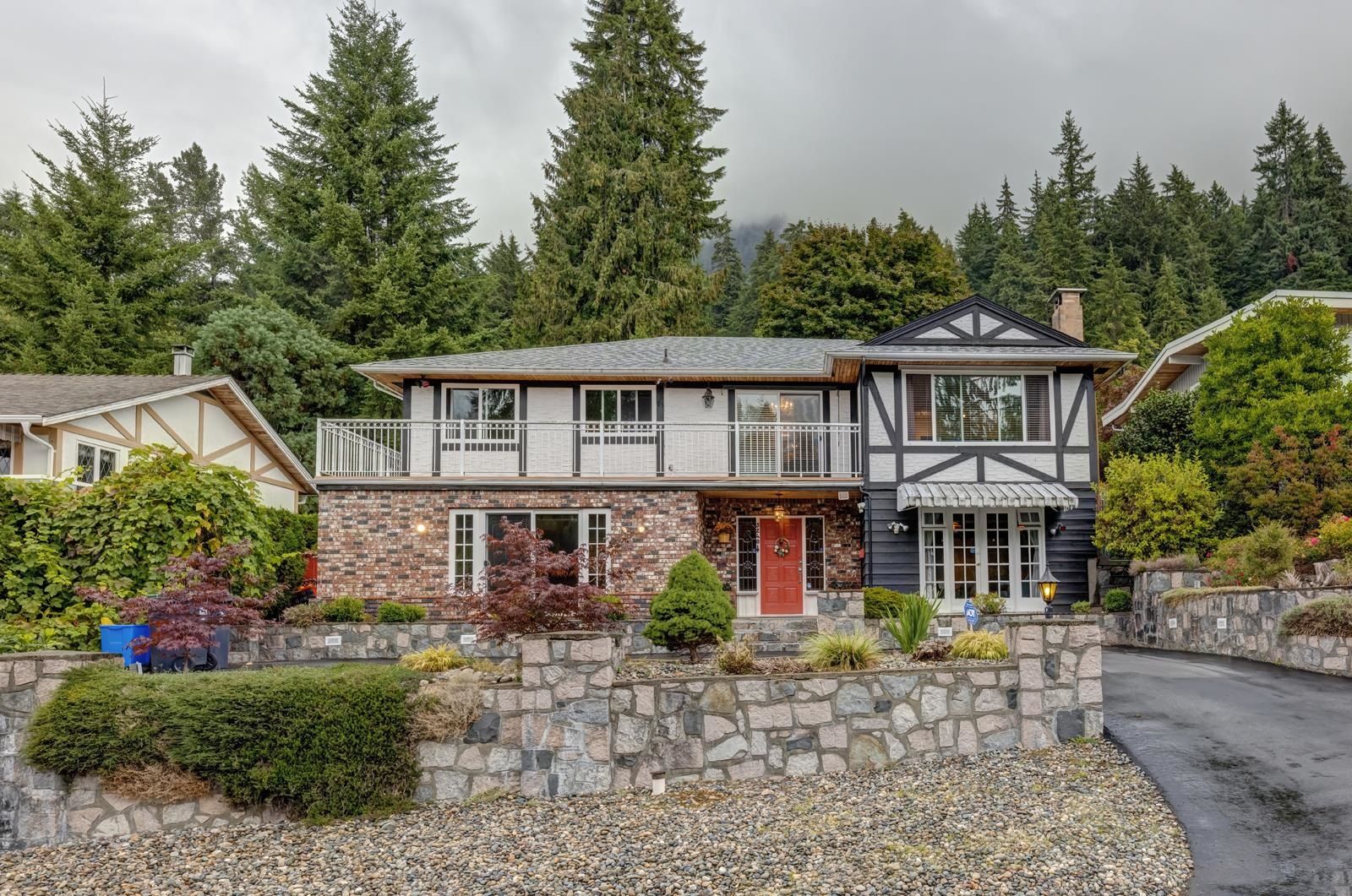 Main Photo: 5240 RANGER Avenue in North Vancouver: Canyon Heights NV House for sale : MLS®# R2815141