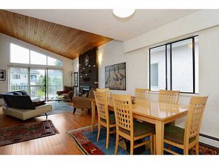 Photo 7: 835 E 32ND Avenue in Vancouver: Fraser VE House for sale in "FRASER" (Vancouver East)  : MLS®# V1056460