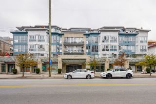 Photo 1: 410 122 E 3RD Street in North Vancouver: Lower Lonsdale Condo for sale in "Sausalito" : MLS®# R2728343