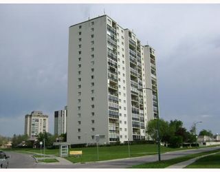 Photo 1: 1975 CORYDON Avenue in WINNIPEG: River Heights / Tuxedo / Linden Woods Condominium for sale (South Winnipeg)  : MLS®# 2812130
