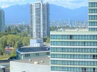 Photo 3: 1102 6220 MCKAY Avenue in Burnaby: Metrotown Condo for sale (Burnaby South)  : MLS®# R2609954