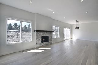 Photo 19: 433 Shawnee Boulevard SW in Calgary: Shawnee Slopes Detached for sale : MLS®# A1098238