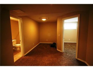Photo 15: 18 Wentworth Cove SW in CALGARY: West Springs Townhouse for sale (Calgary)  : MLS®# C3518556