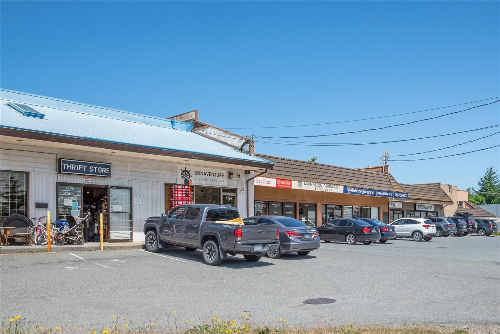 Main Photo: 3 4166 Departure Bay Rd in Nanaimo: Na Departure Bay Mixed Use for lease : MLS®# 948275