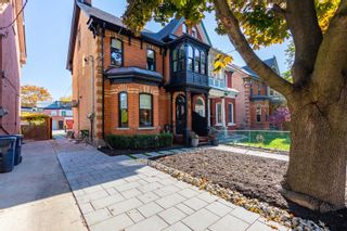 Photo 1: 33 Beaconsfield Avenue in Toronto: Little Portugal House (3-Storey) for sale (Toronto C01)  : MLS®# C5792532