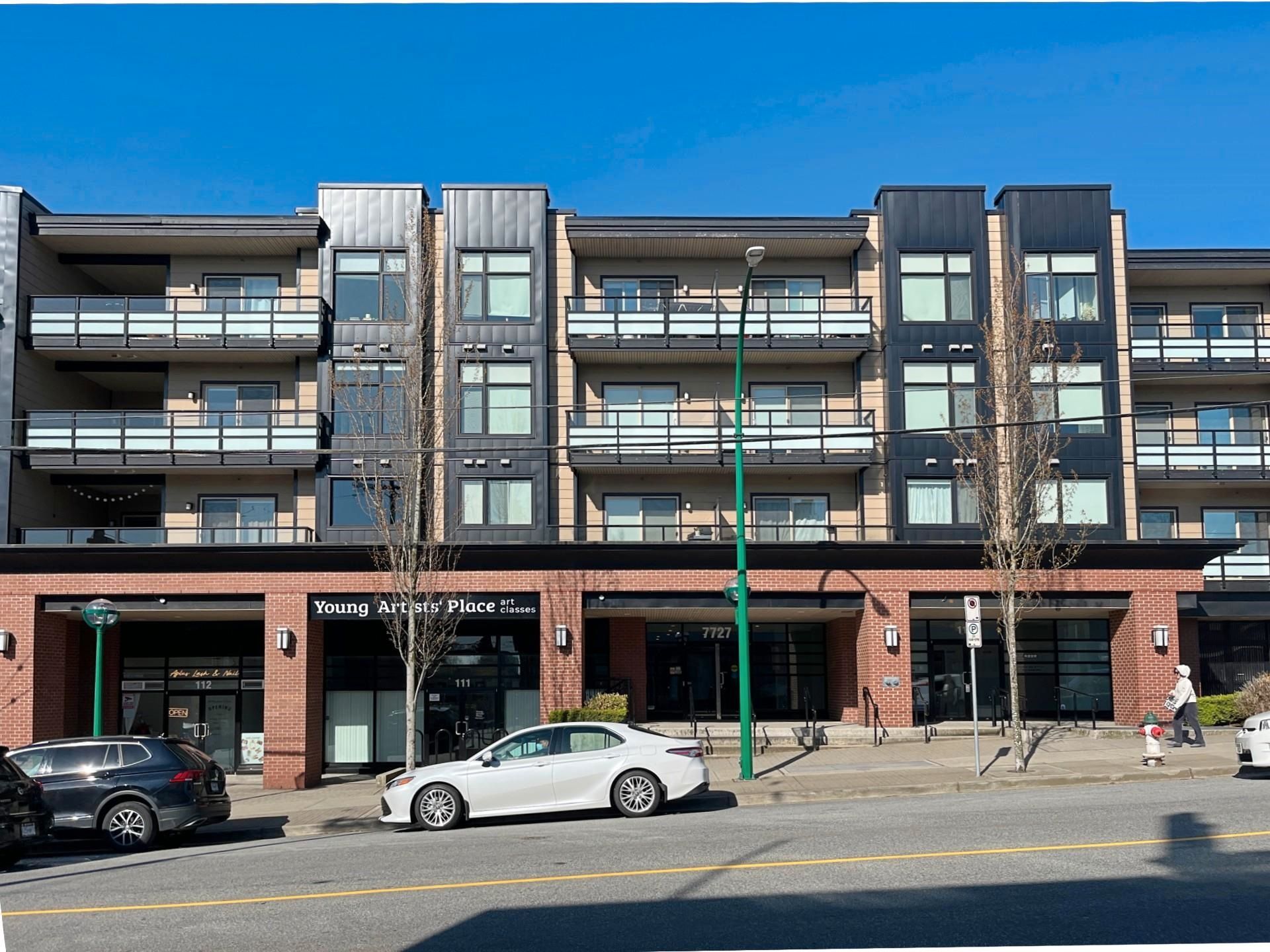 Main Photo: 312 7727 ROYAL OAK Avenue in Burnaby: South Slope Condo for sale (Burnaby South)  : MLS®# R2856866