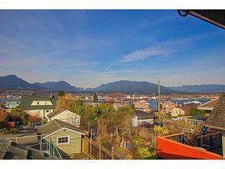 Photo 1: 2875 TRINITY Street in Vancouver: Hastings East House for sale in "SUNRISE/EAST VILLAGE" (Vancouver East)  : MLS®# V1109853