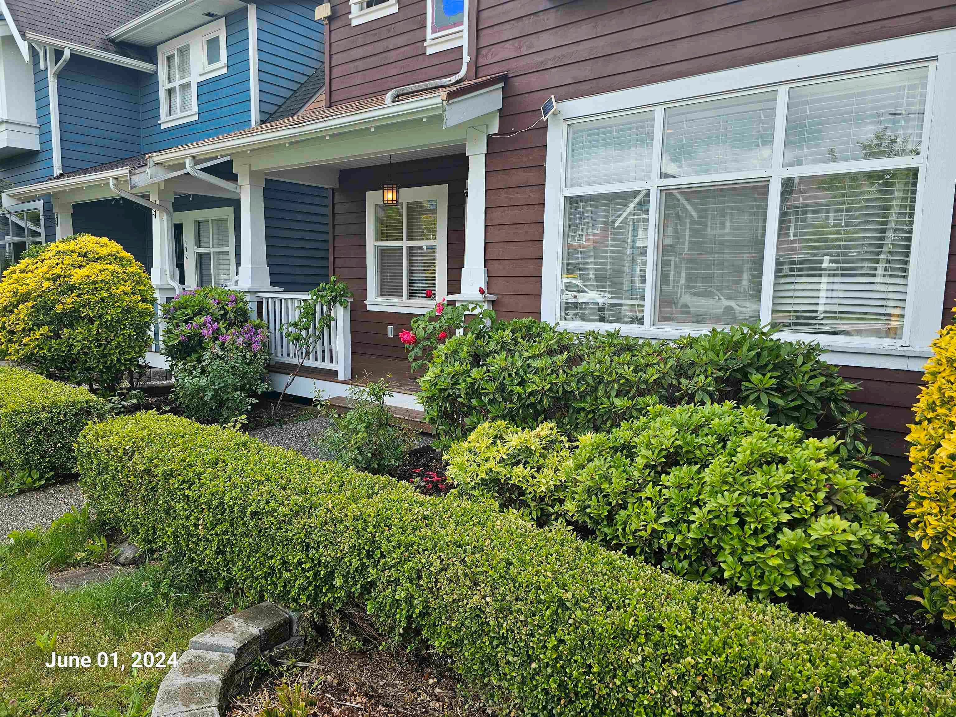 Main Photo: 178 PIER Place in New Westminster: Queensborough House for sale in "Thompsons Landing" : MLS®# R2880318